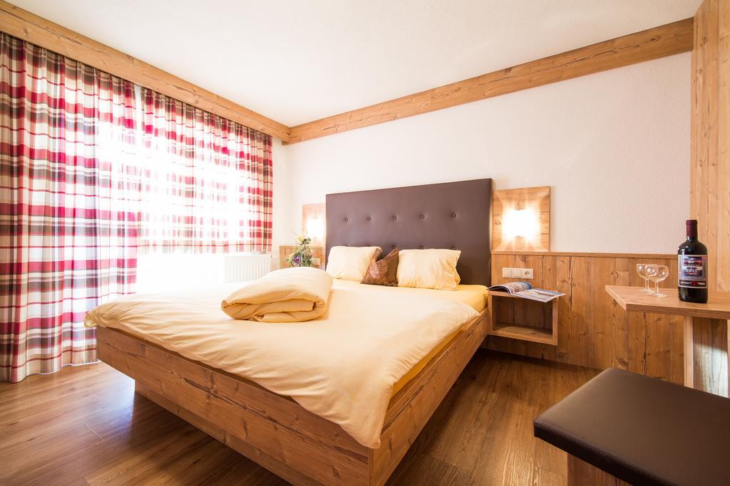 Gaestehaus Falkner Ignaz Solden Room photo